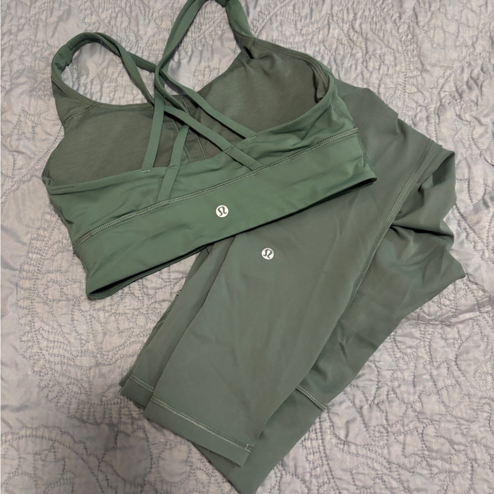 Green/Blue Sports Bra and Leggings Set